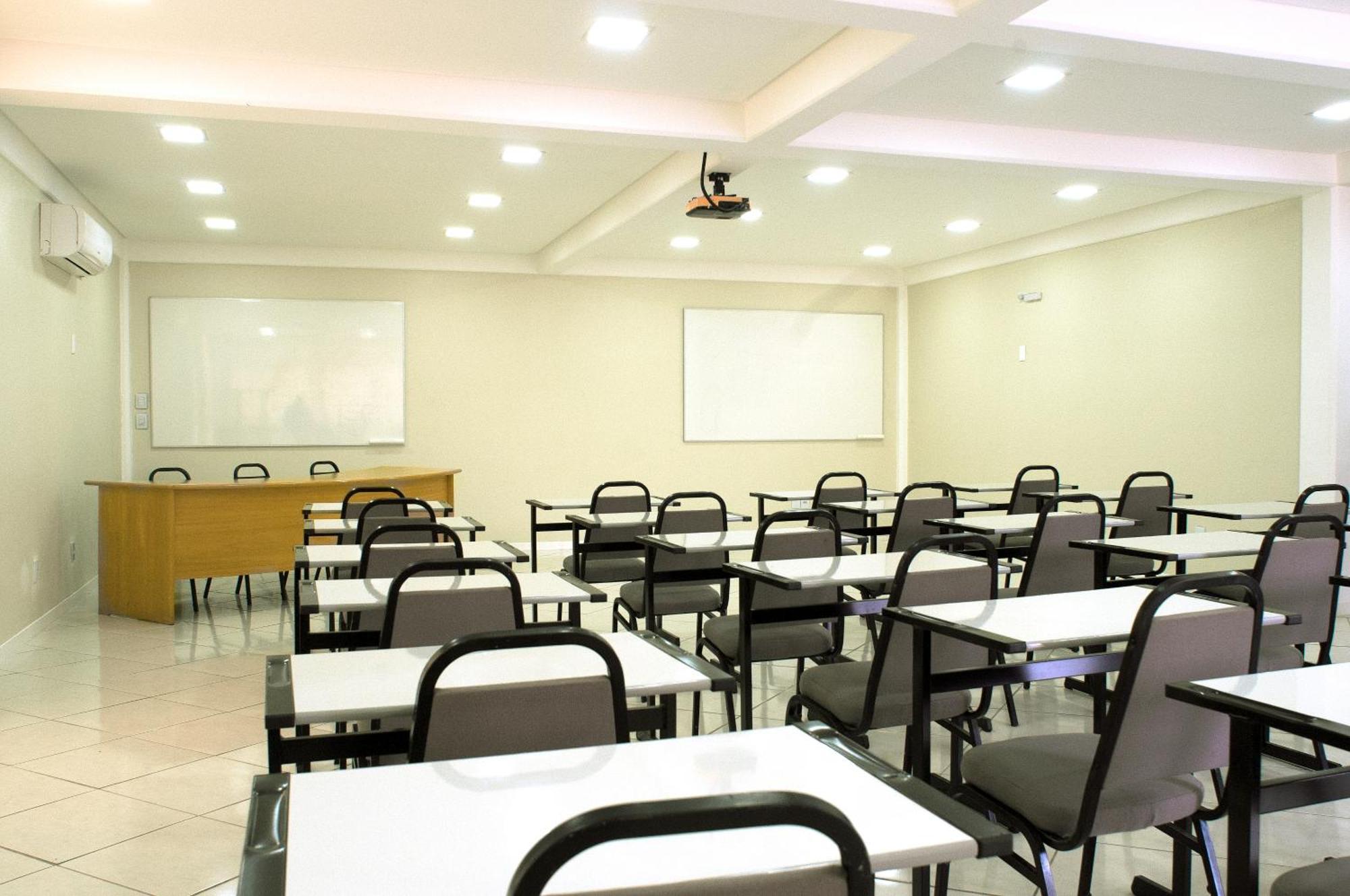 Brivali Hotel Centro Cacador Ngoại thất bức ảnh